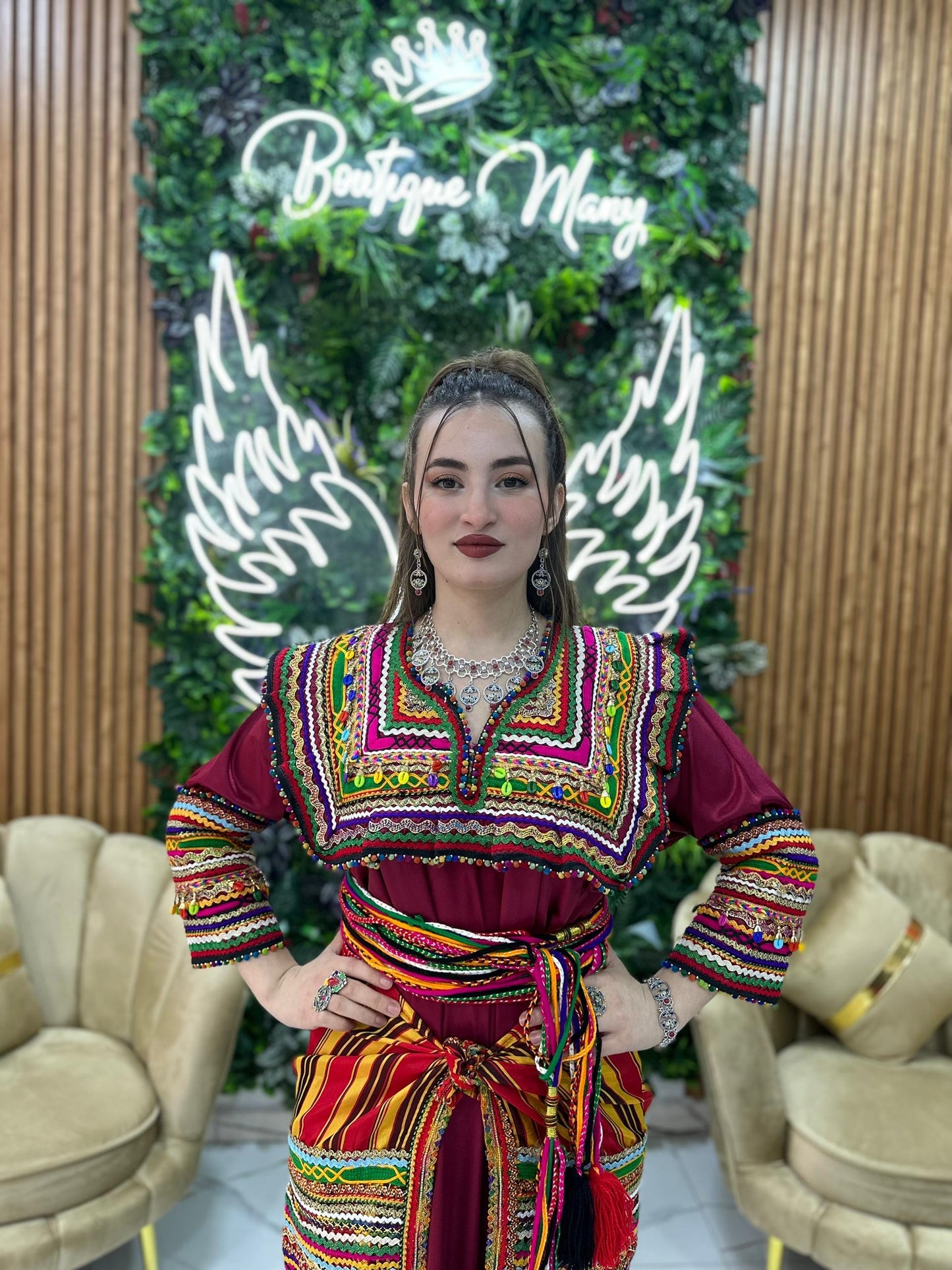 Robe kabyle Thilelli Chargée