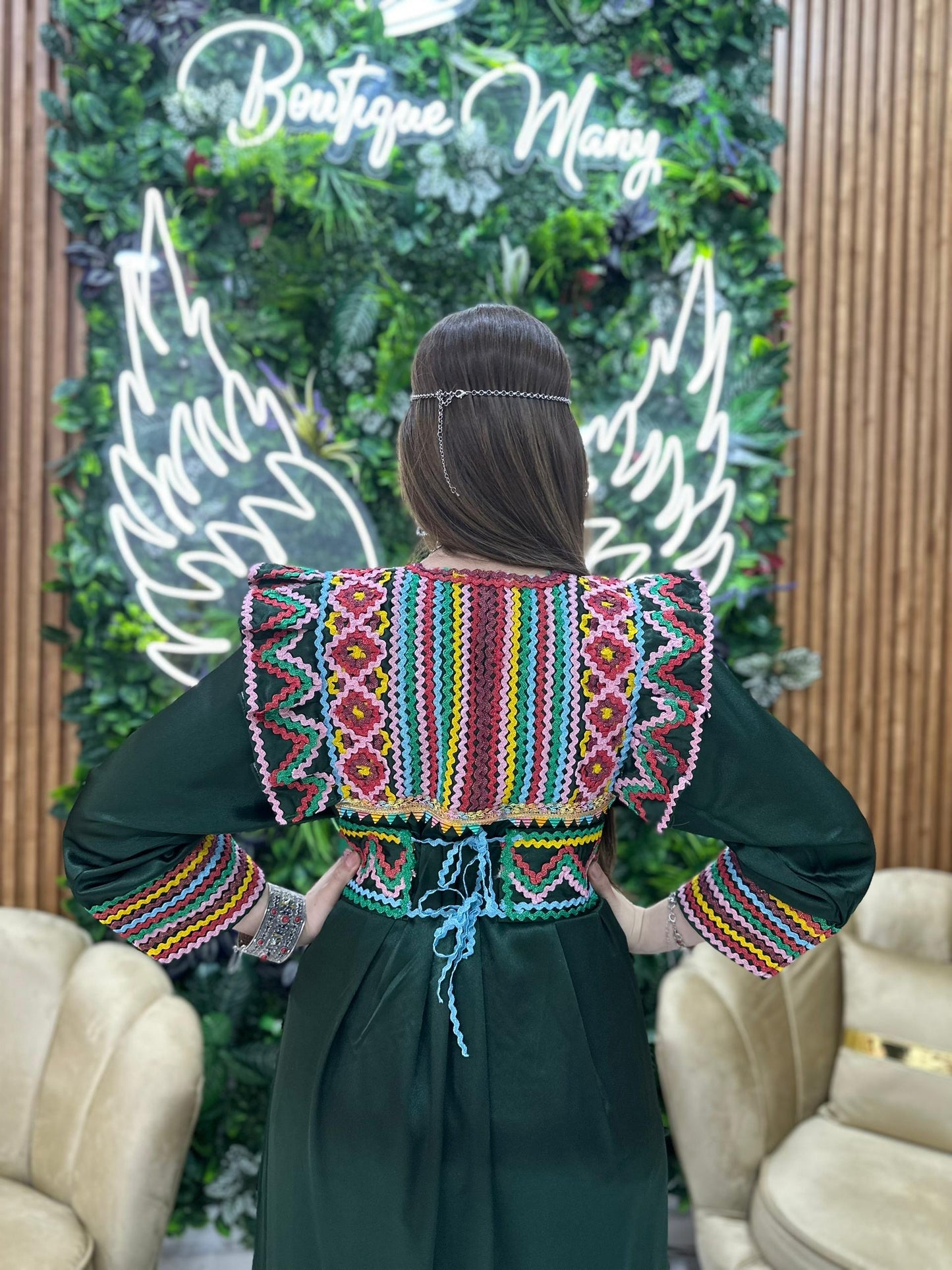 Lila – Robe Kabyle Artisanale Brodée | Élégance & Tradition