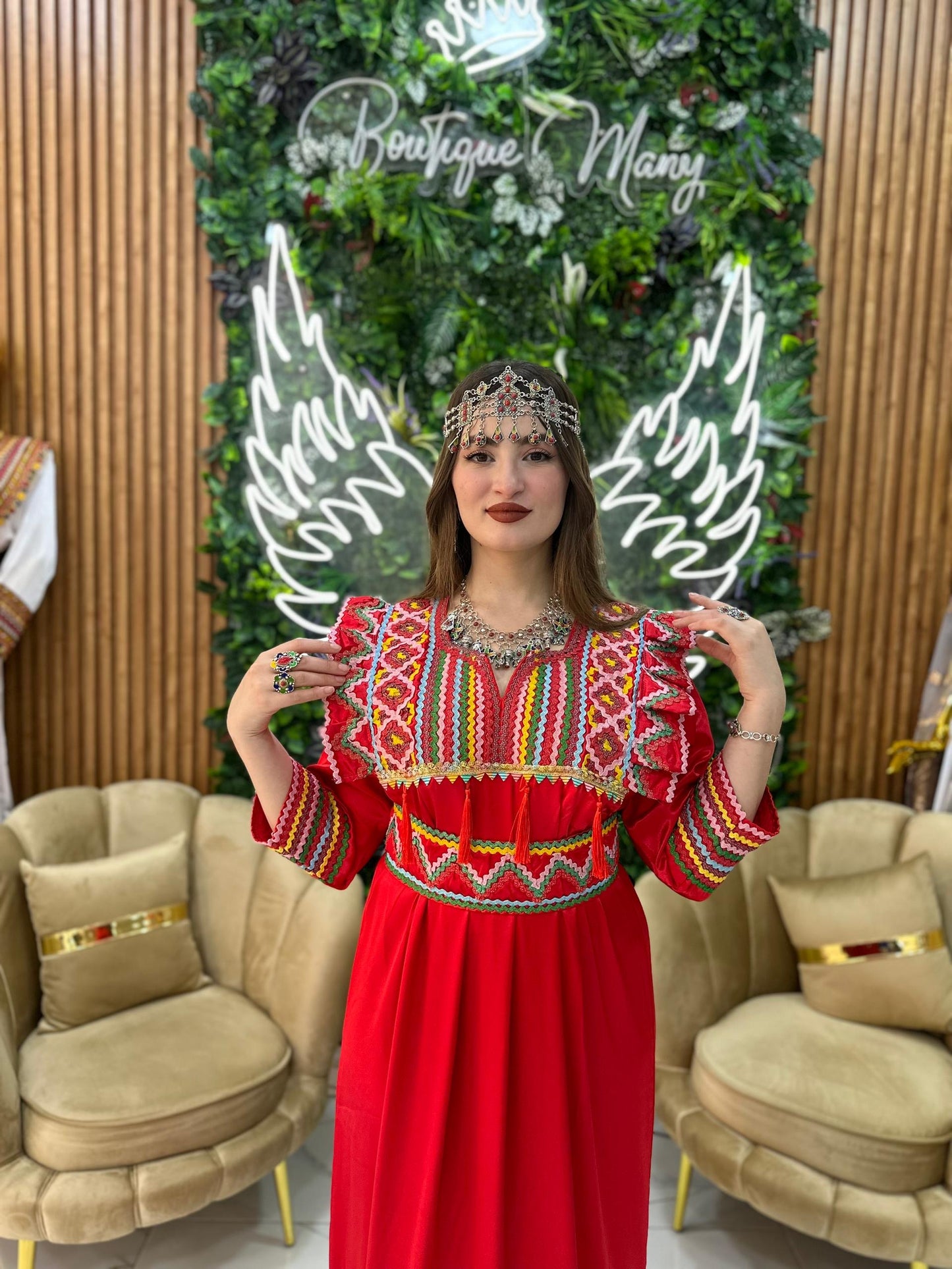 Lila – Robe Kabyle Artisanale Brodée | Élégance & Tradition