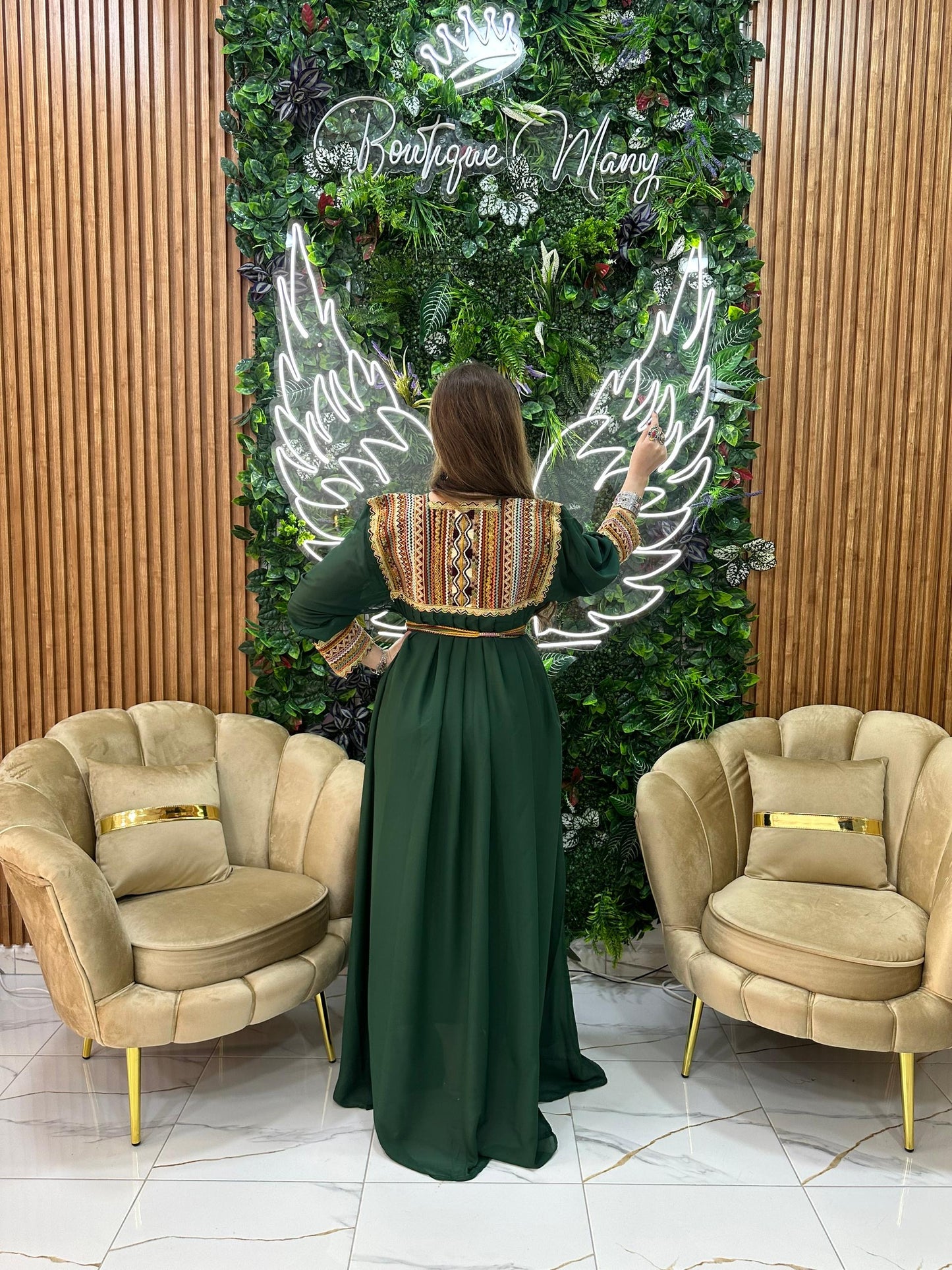 Robe kabyle simple broderie Tinhinane