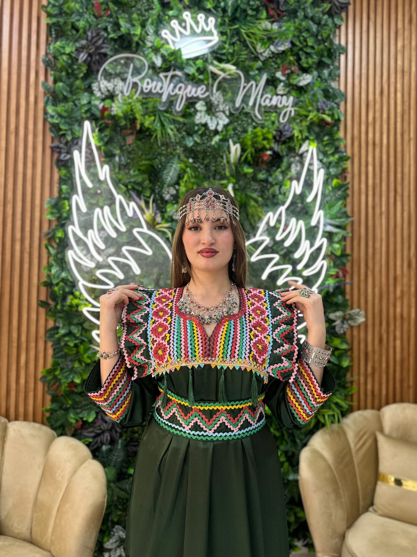 Lila – Robe Kabyle Artisanale Brodée | Élégance & Tradition