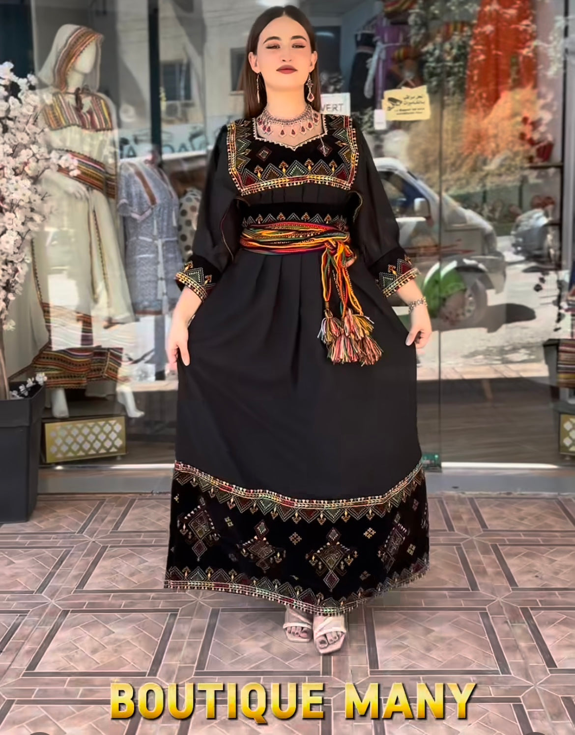 Robe Kabyle Thanina Nouveau Noire