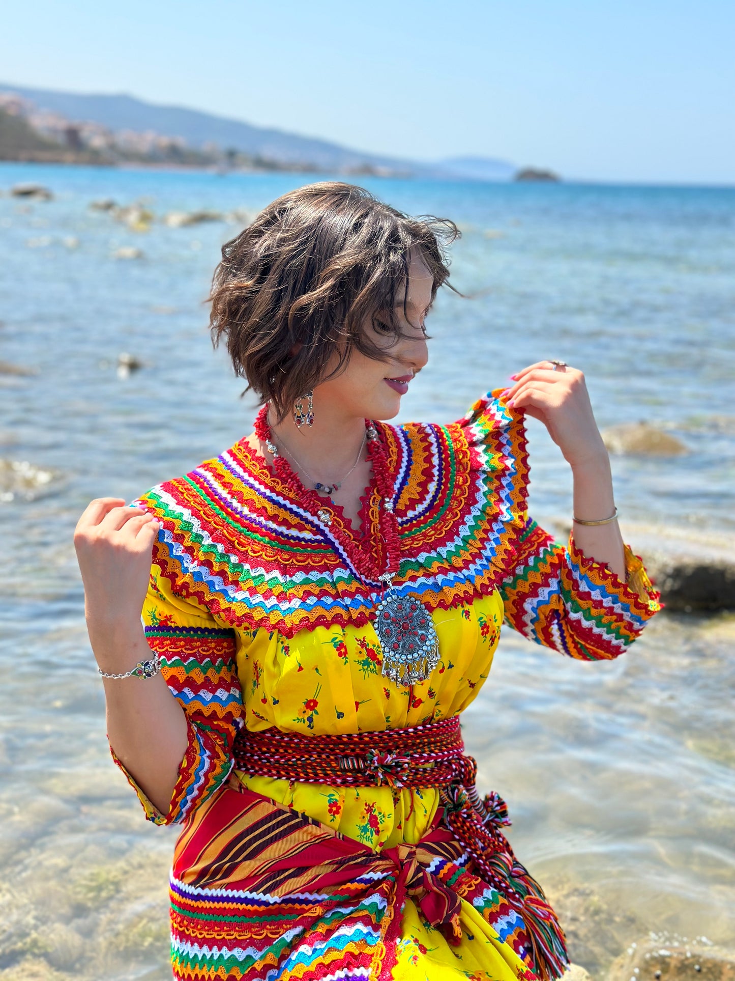 Robe Kabyle iwadiyen jaune
