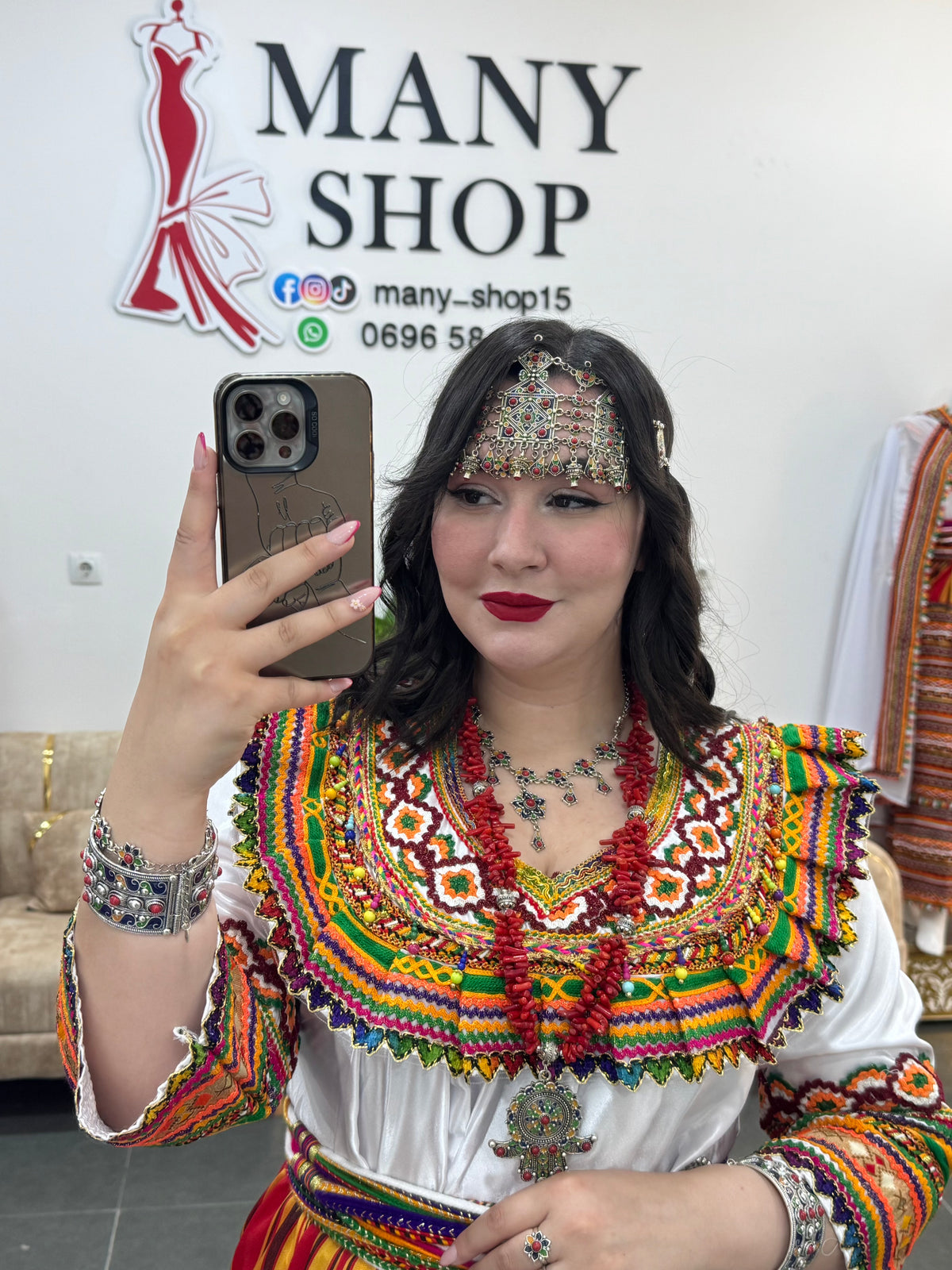 Robe kabyle Sonia avec fouta chargée