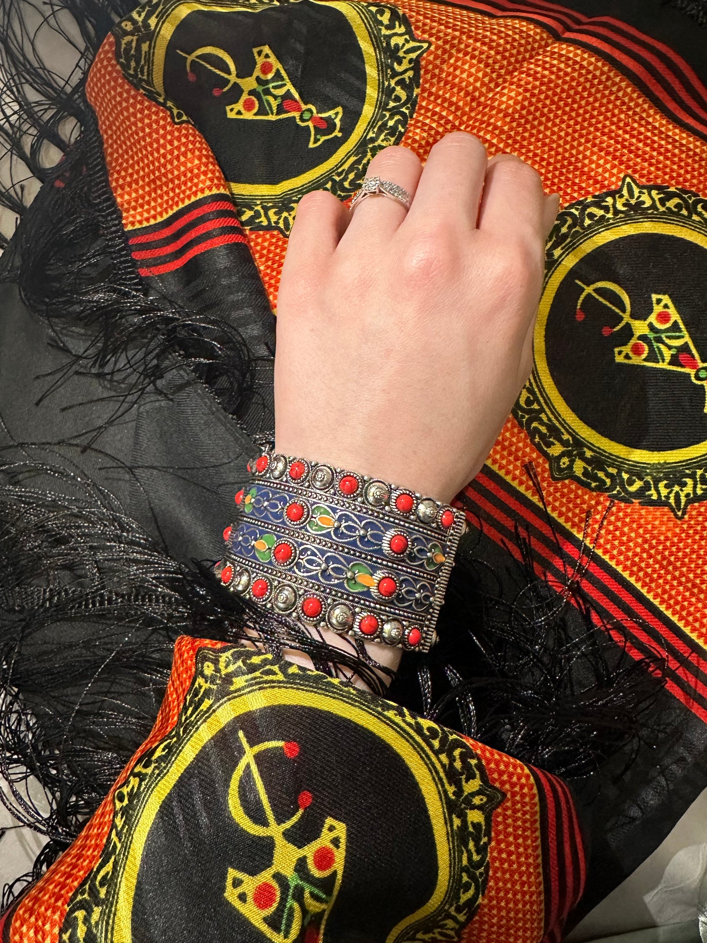 Bracelet Manchette Kabyle Fantaisie – Argenté & Multicolore Tradition Berbère 2