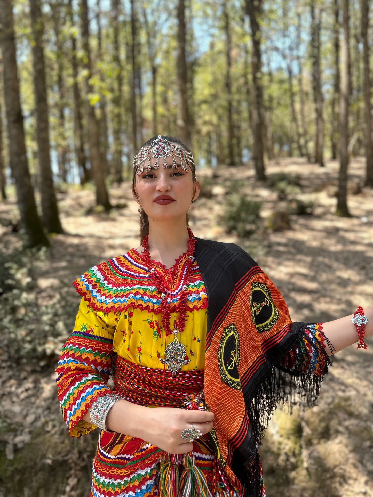 Robe Kabyle iwadiyen jaune