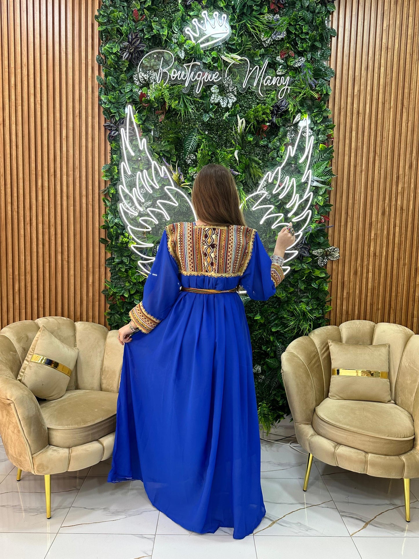 Robe kabyle simple broderie Tinhinane