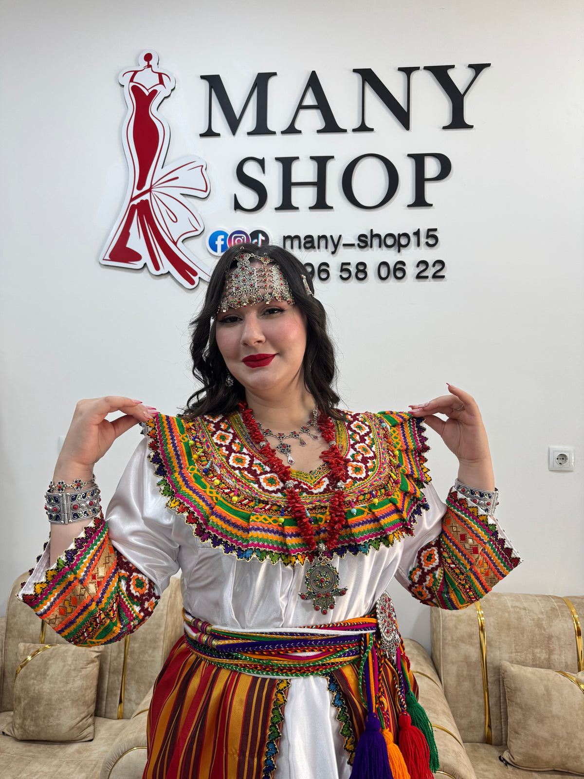 Robe kabyle Sonia avec fouta chargée