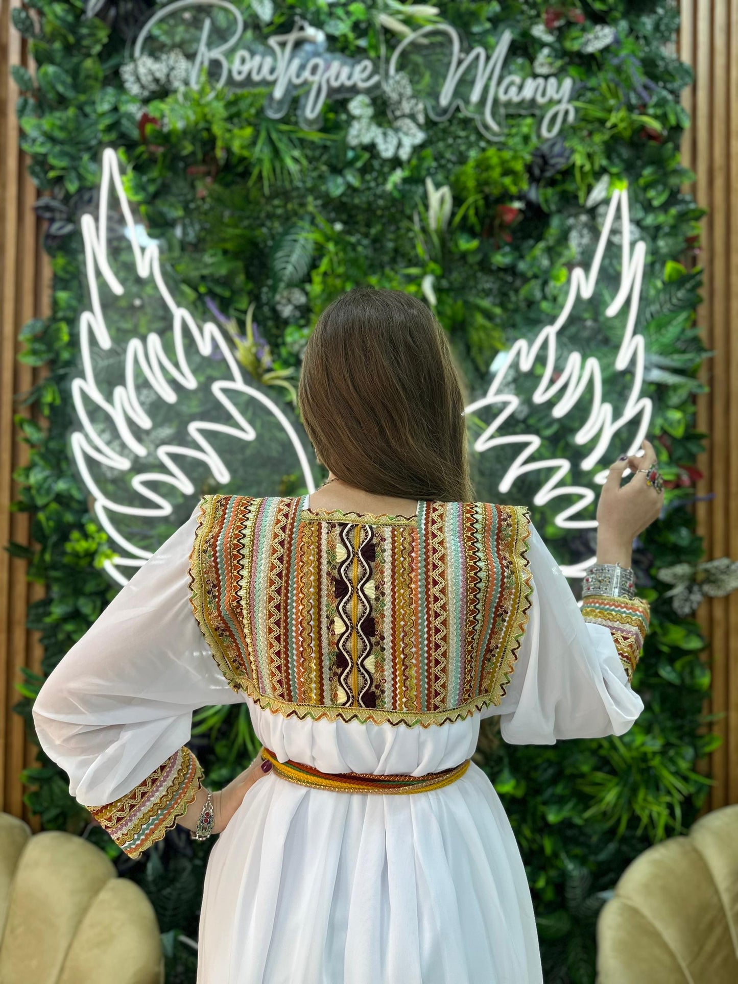 Robe kabyle simple broderie Tinhinane