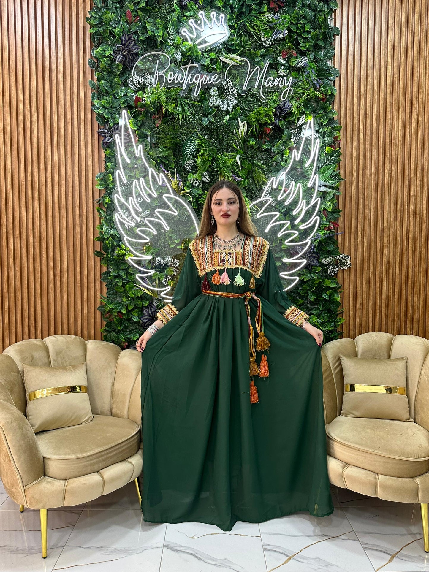 Robe kabyle simple broderie Tinhinane