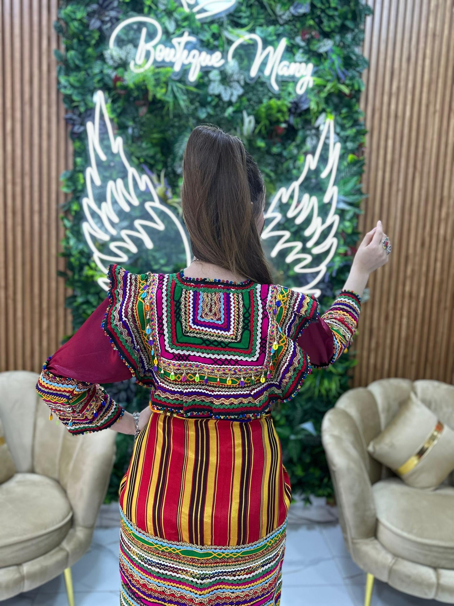 Robe kabyle Thilelli Chargée