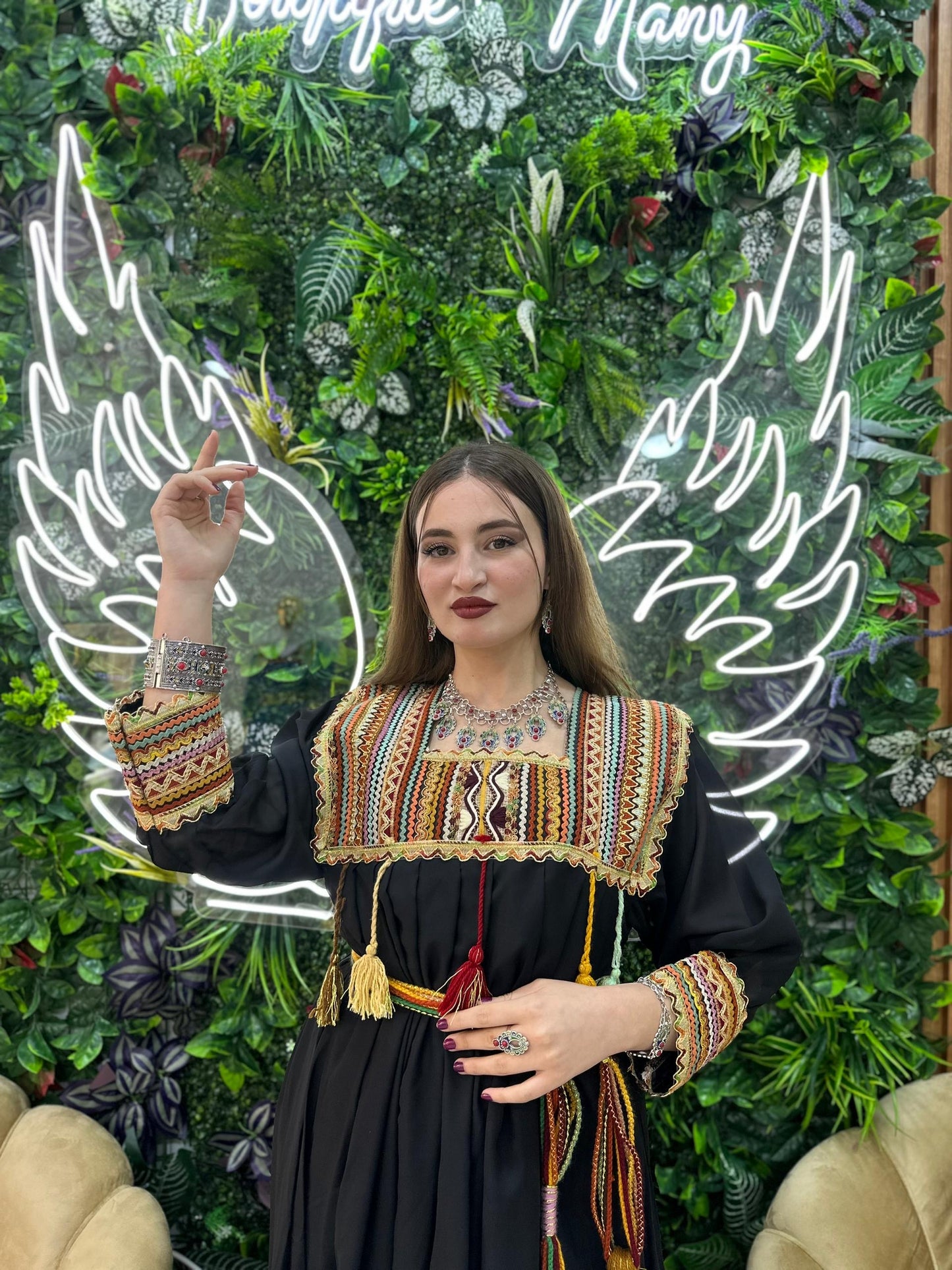 Robe kabyle simple broderie Tinhinane