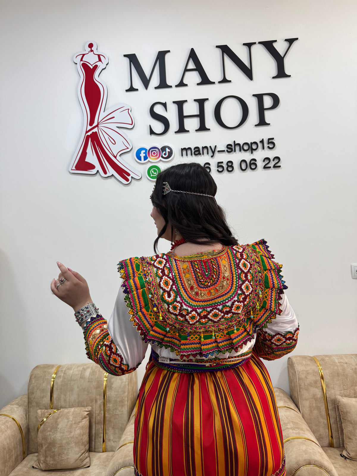 Robe kabyle Sonia avec fouta chargée