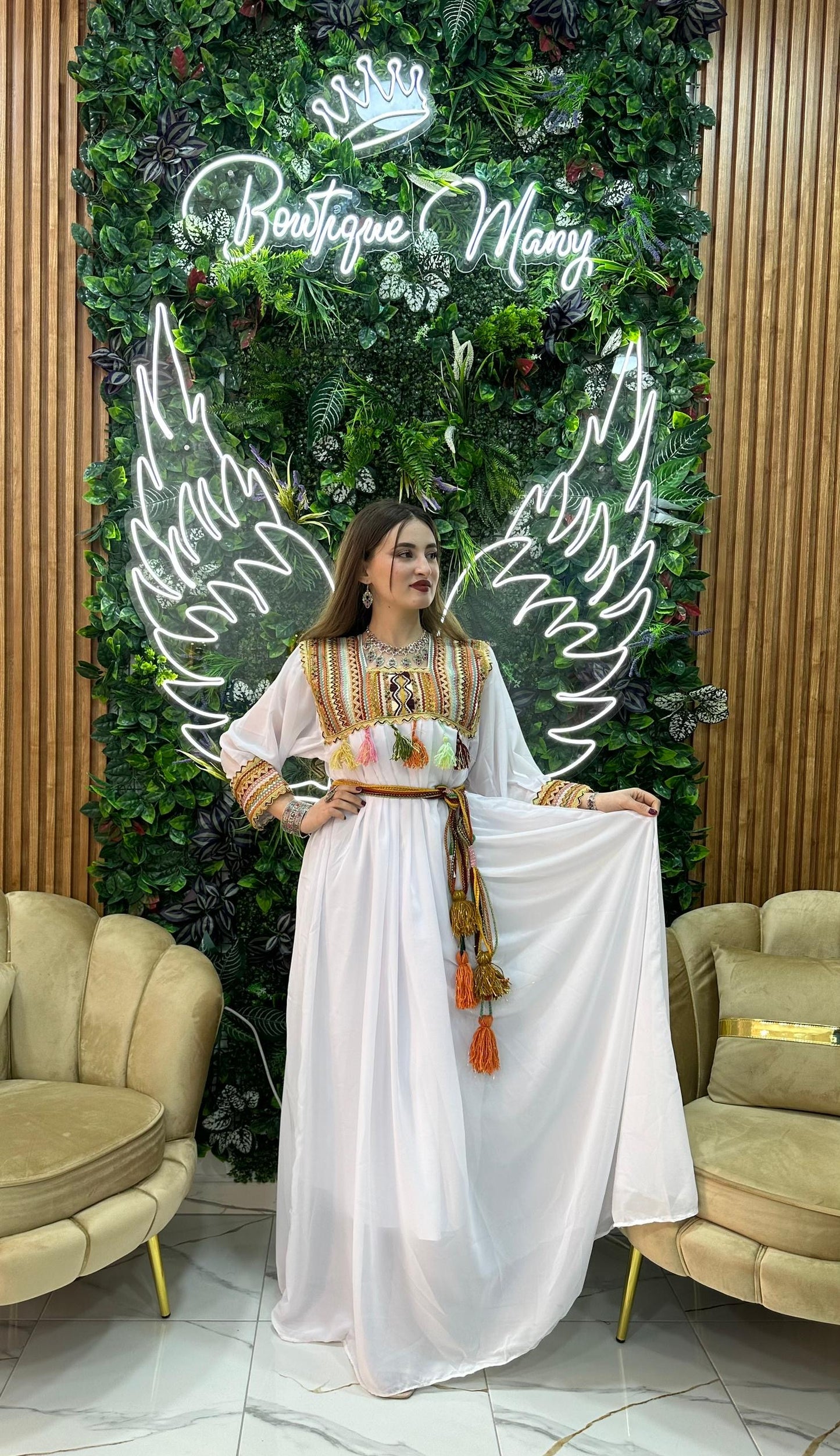 Robe kabyle simple broderie Tinhinane