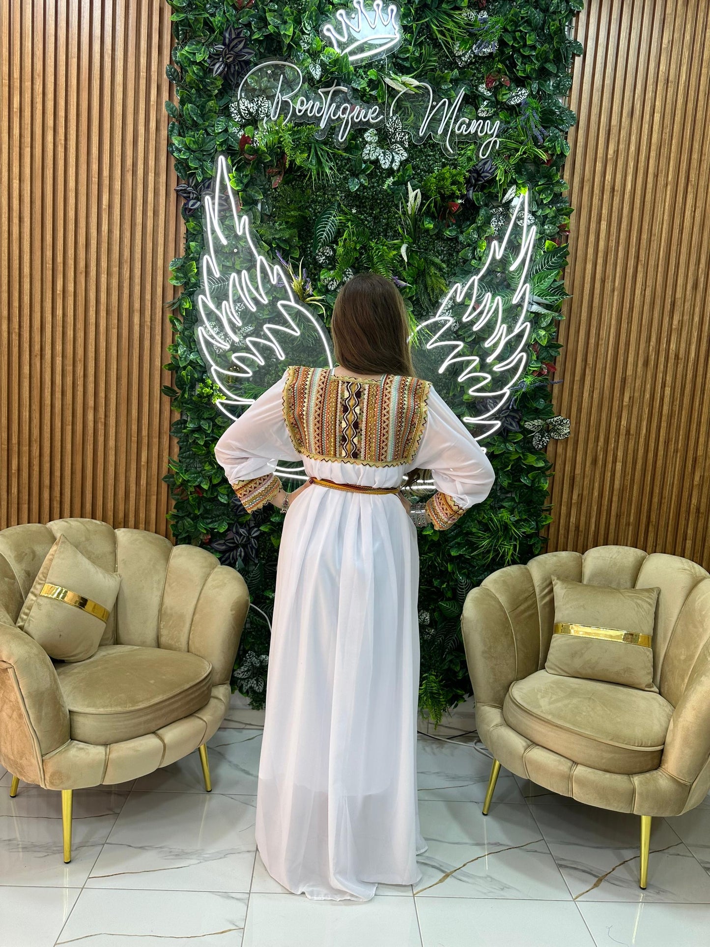 Robe kabyle simple broderie Tinhinane