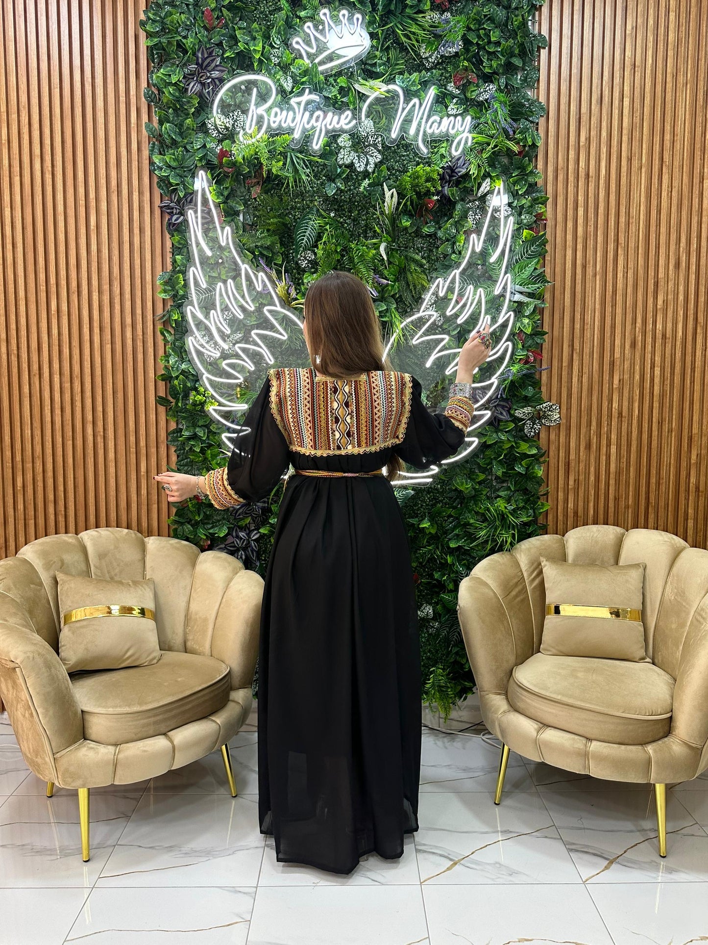 Robe kabyle simple broderie Tinhinane