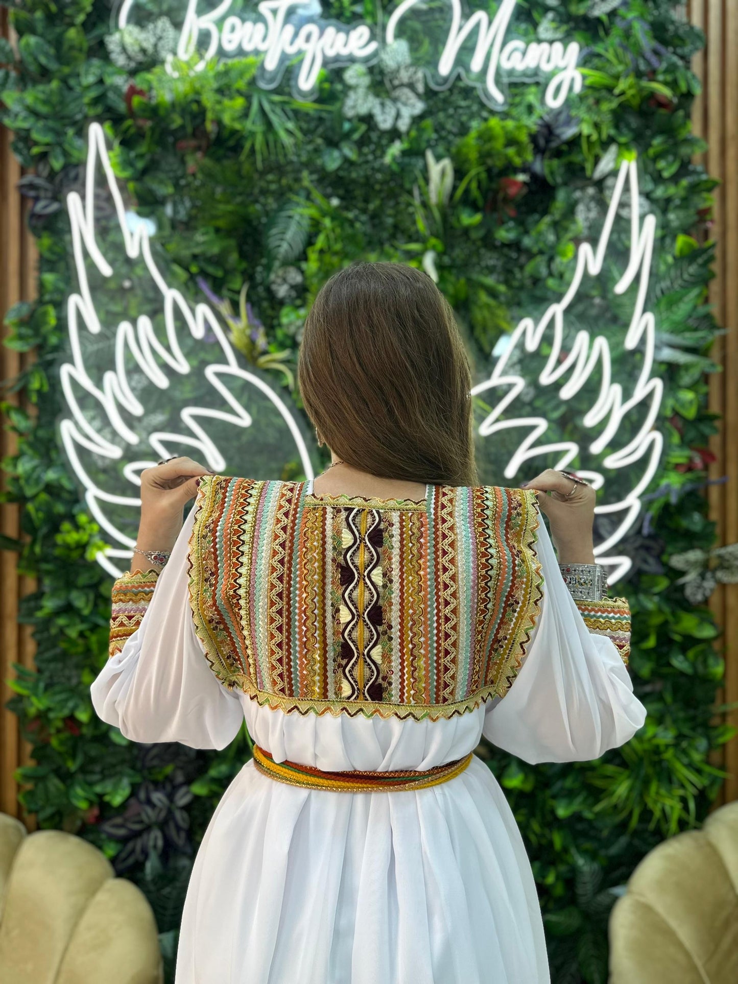 Robe kabyle simple broderie Tinhinane