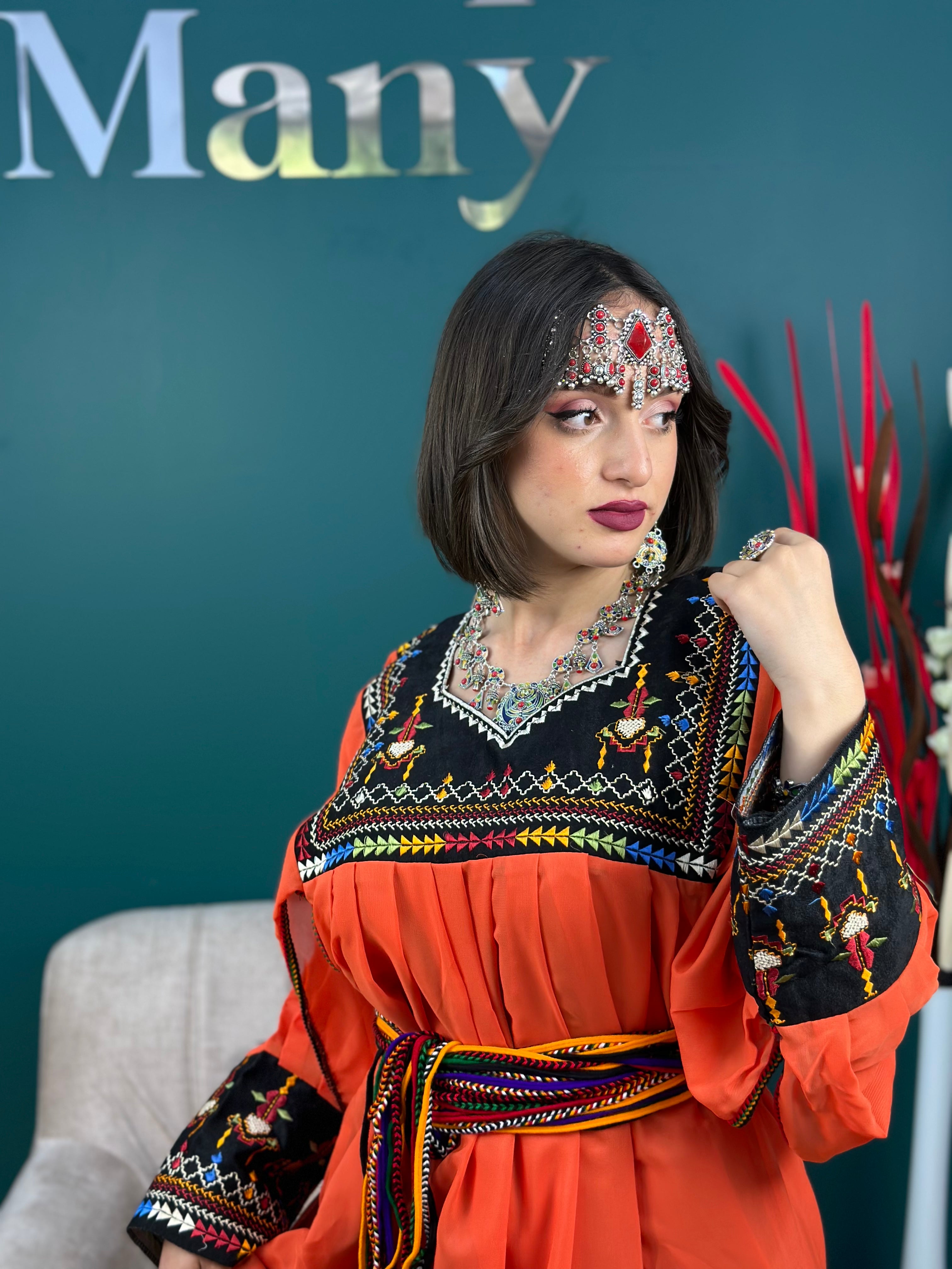 Broderie a la outlet main robe kabyle